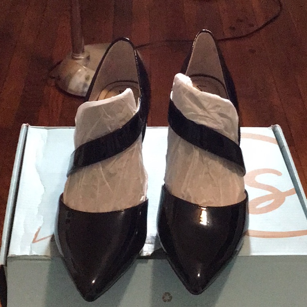 9W Womens Black Heels